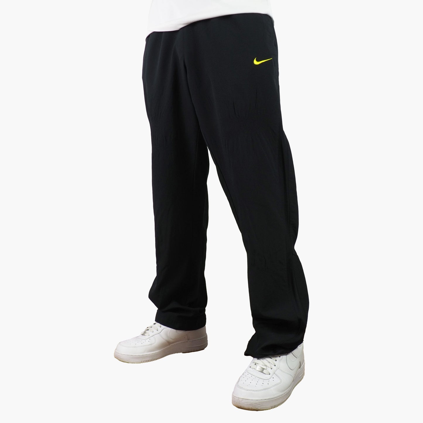 Nike Nylon Track Pants Gesticktes Logo (M)