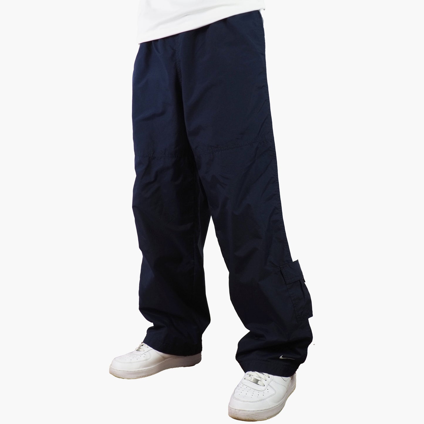 Nike Nylon Track Pants Gesticktes Logo (M)