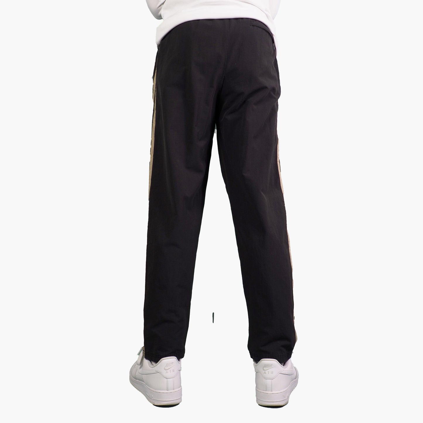 Adidas Nylon Track Pants Gesticktes Logo (S)
