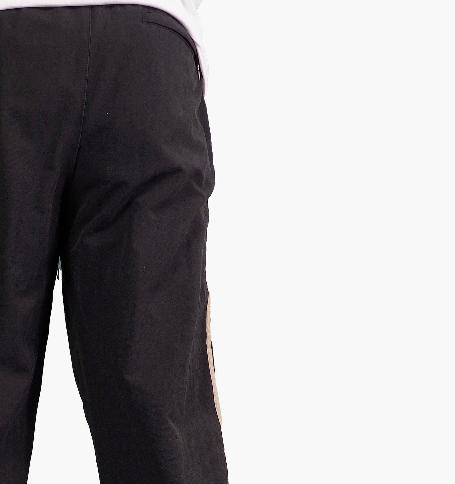 Adidas Nylon Track Pants Gesticktes Logo (S)