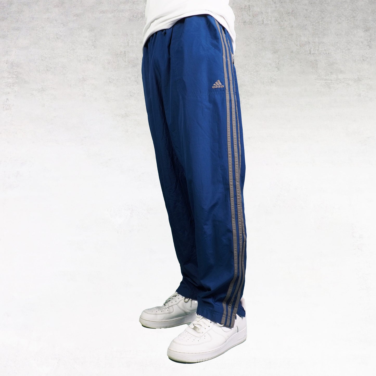 Adidas Rare Nylon Track Pants Gesticktes Logo (S)