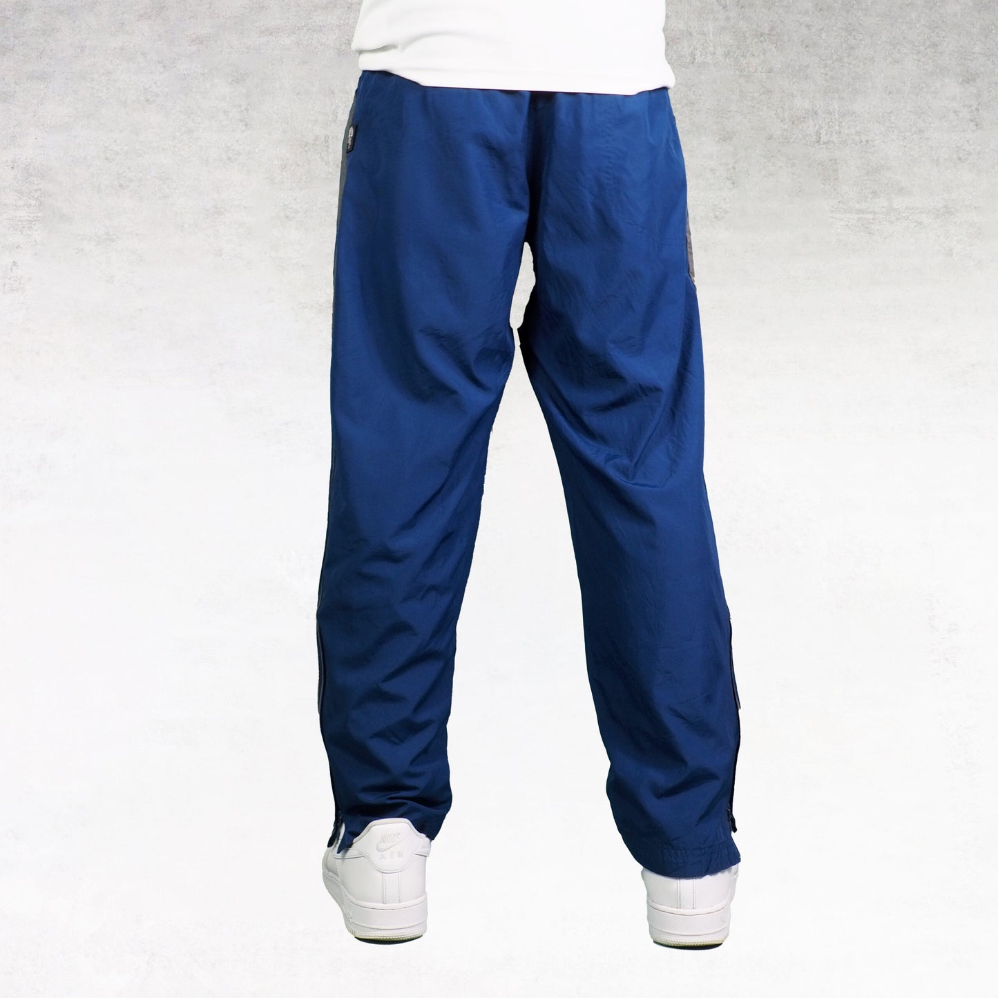 Adidas Rare Nylon Track Pants Gesticktes Logo (S)