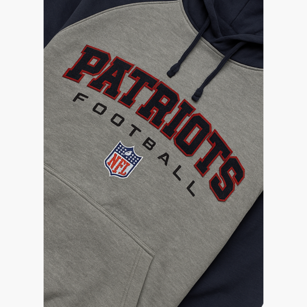 NFL Patriots Sweatshirt Embroidered Logo (XL)