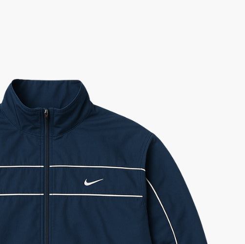 Nike Jacket Embroidered Logo (M)