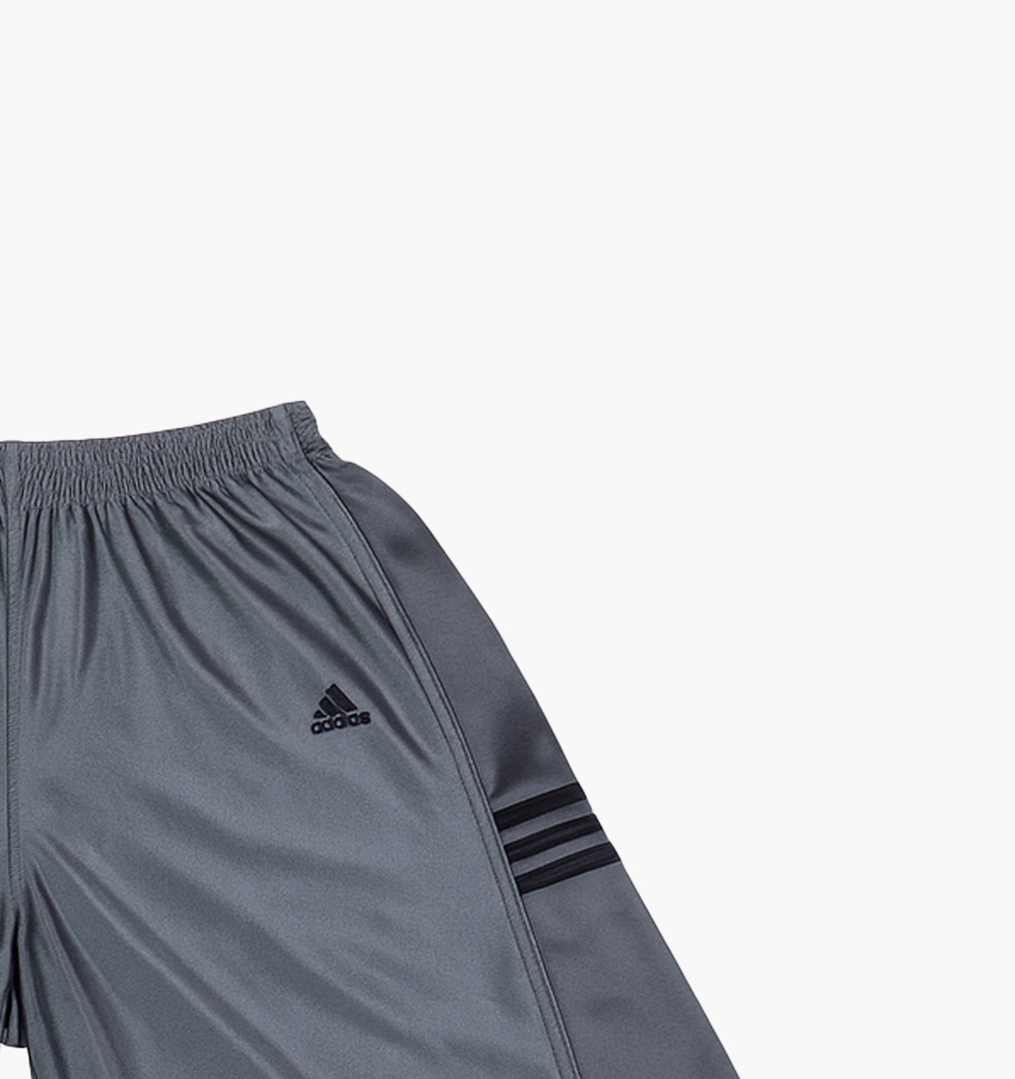 Adidas Vintage Nylon Shorts Gesticktes Logo (L)