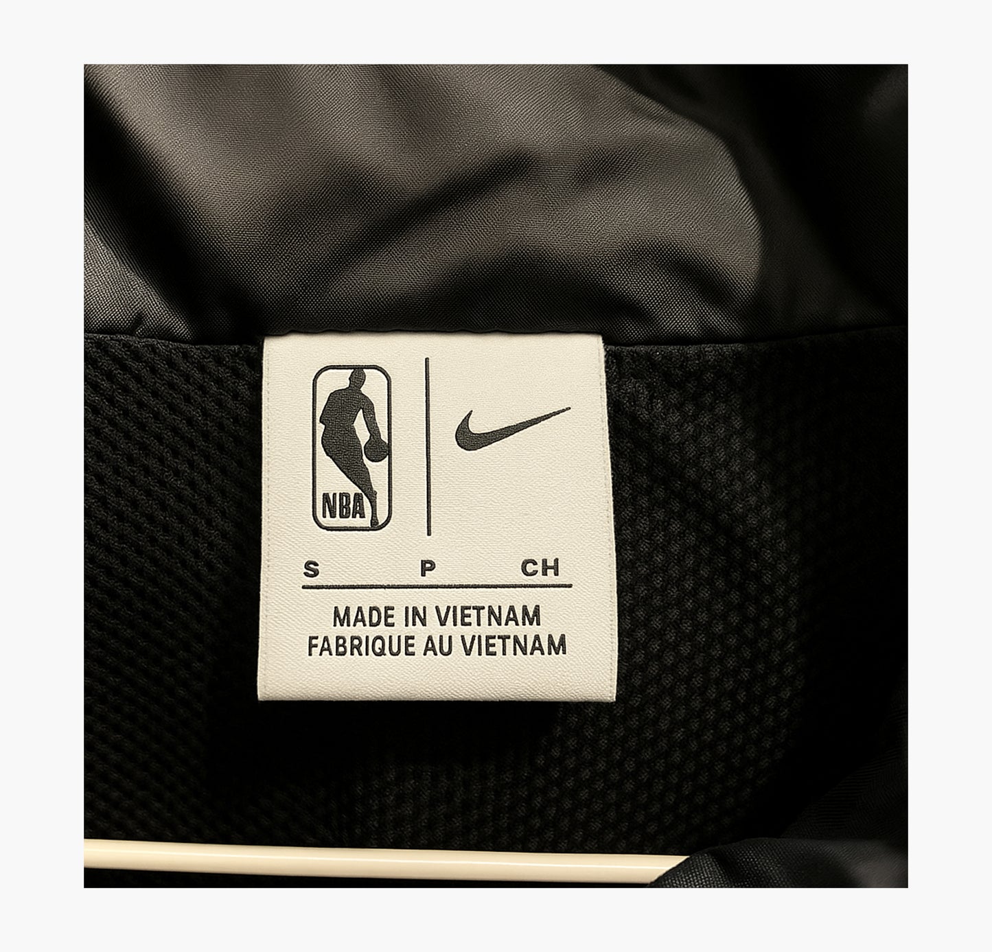 Nike Brooklyn Nets Track Jacket Embroidered Team Logo (S)