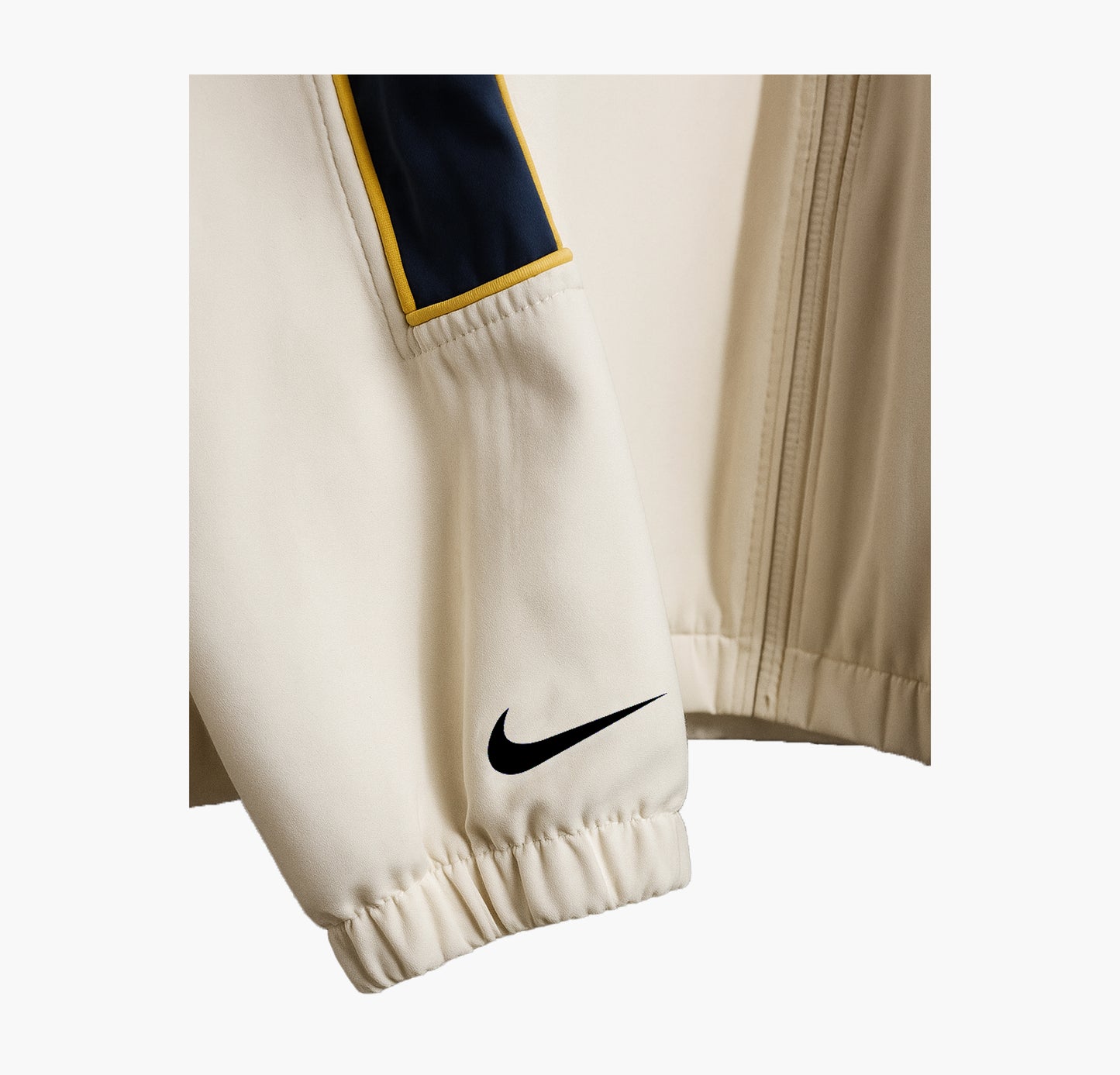 Nike Tennis Bomber Jacket White Minimal Logo (L)