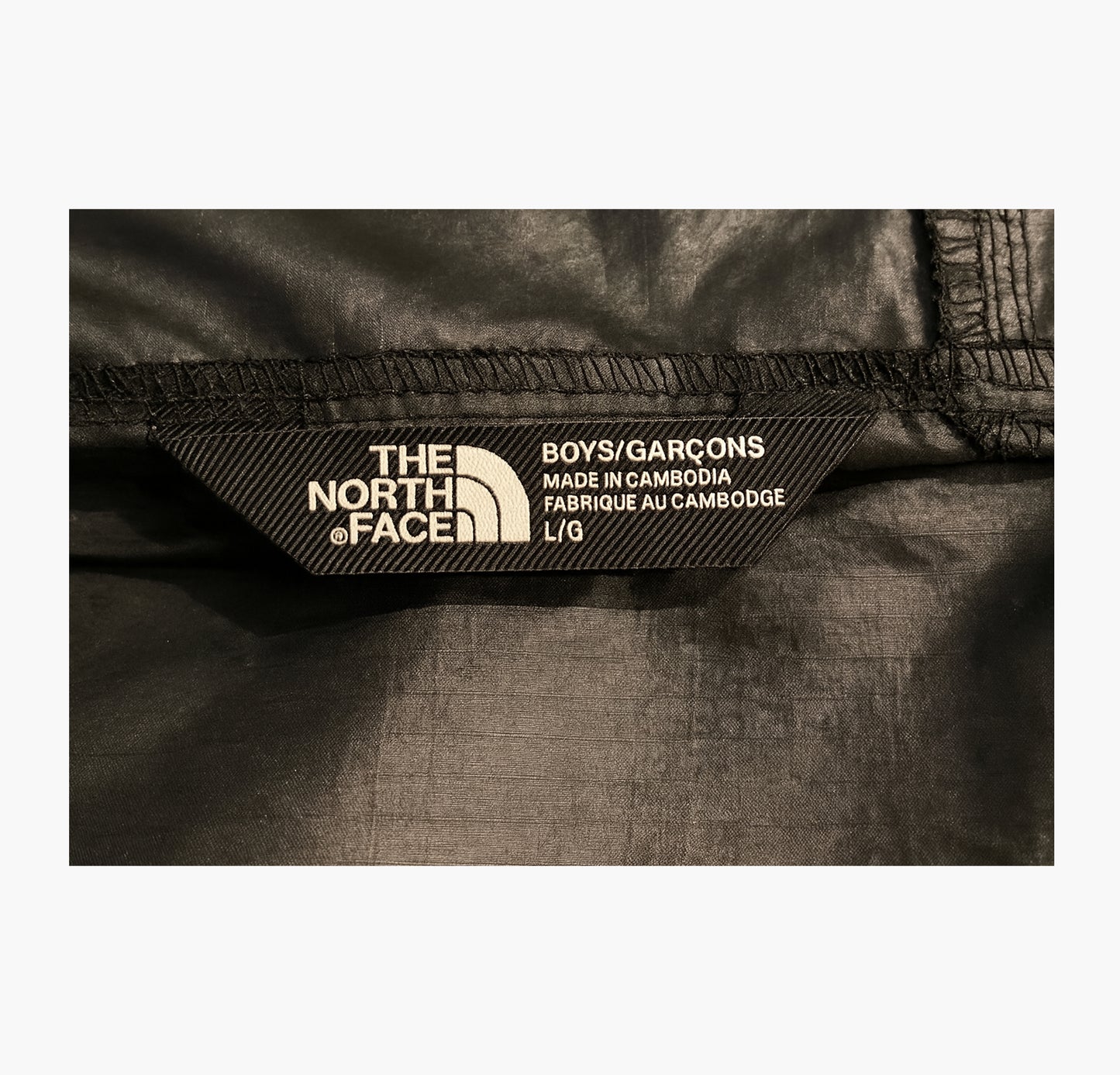 The North Face Windbreaker Waterproof Jacket Black (L)