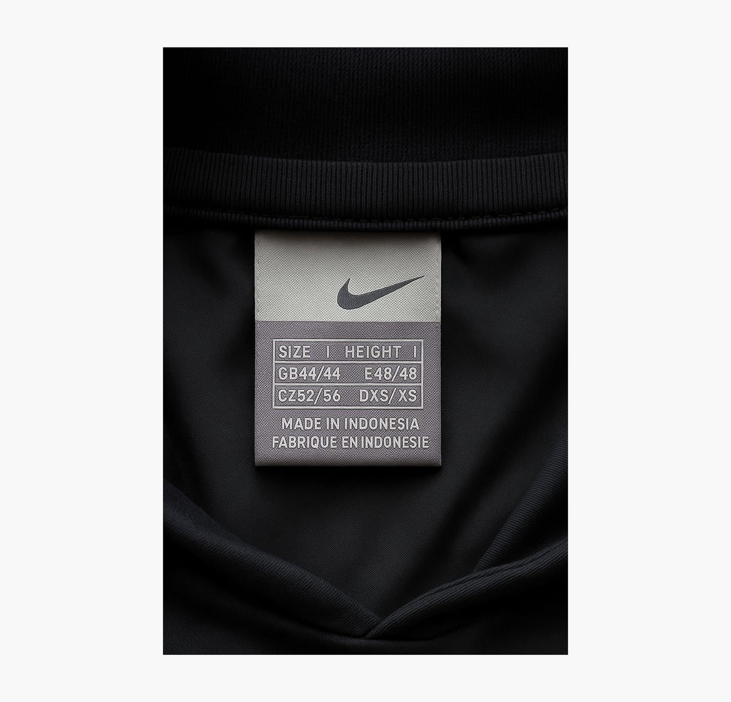 Nike Y2K Vintage Puffer Jacket Black / Grey (L)