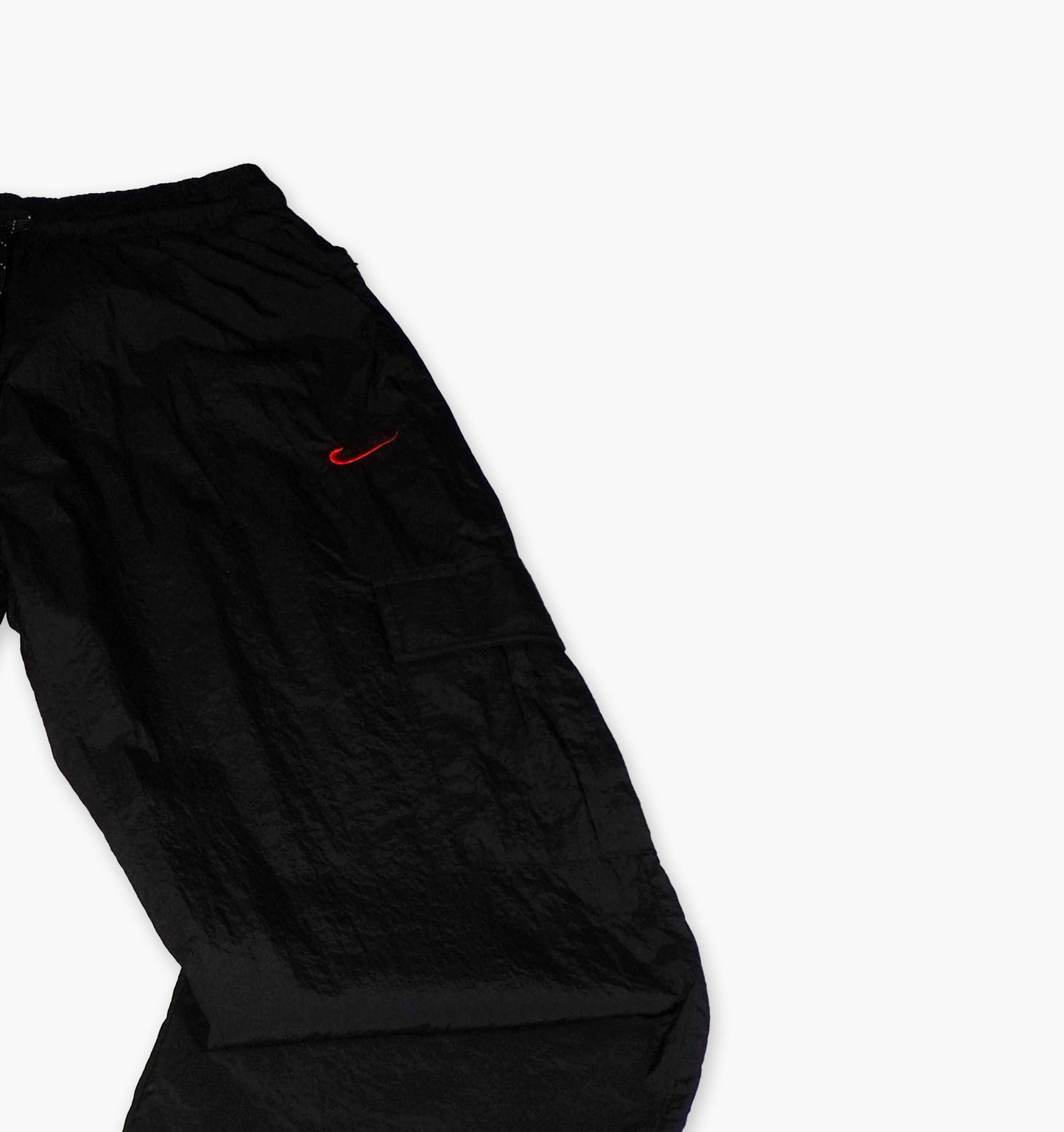 Nike Liverpool Nylon Track Pants Gesticktes Logo (XL)