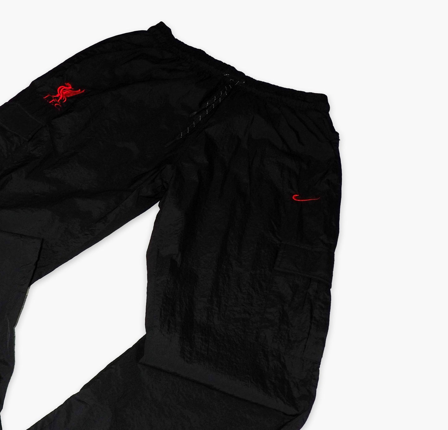 Nike Liverpool Nylon Track Pants Gesticktes Logo (XL)