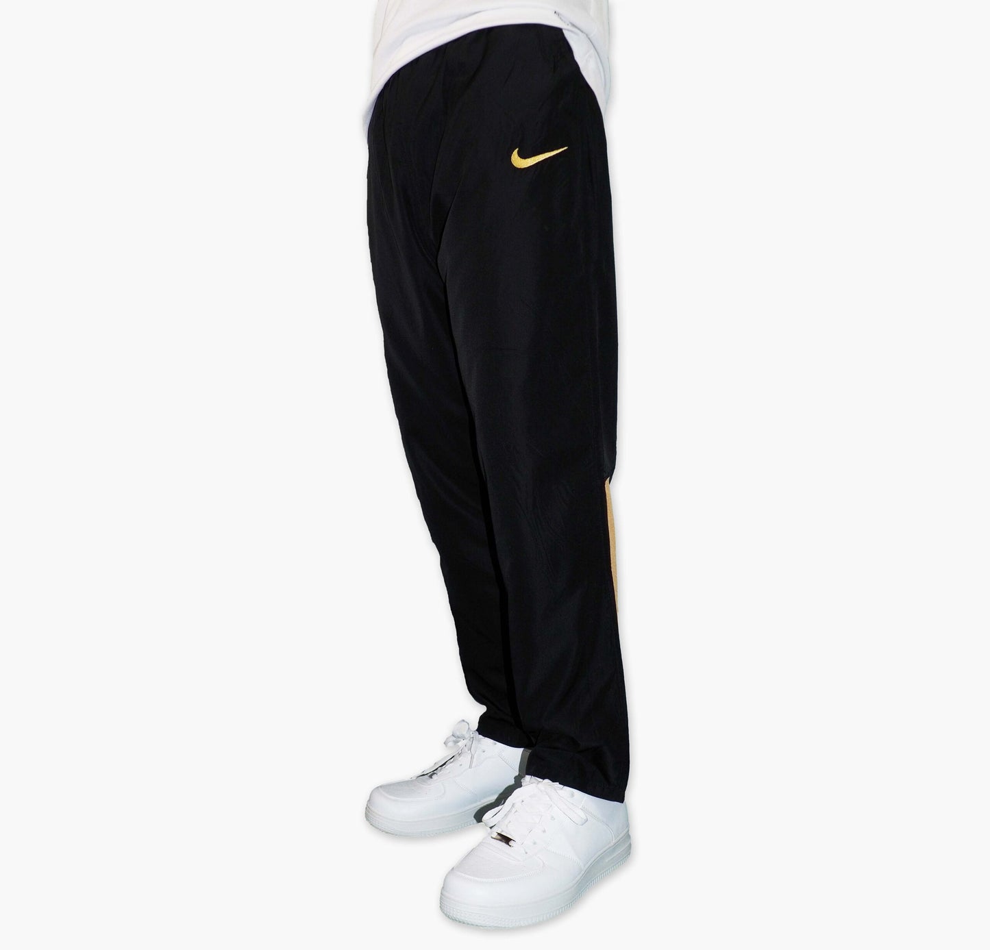 Nike Nylon Track Pants Gesticktes Logo (S)
