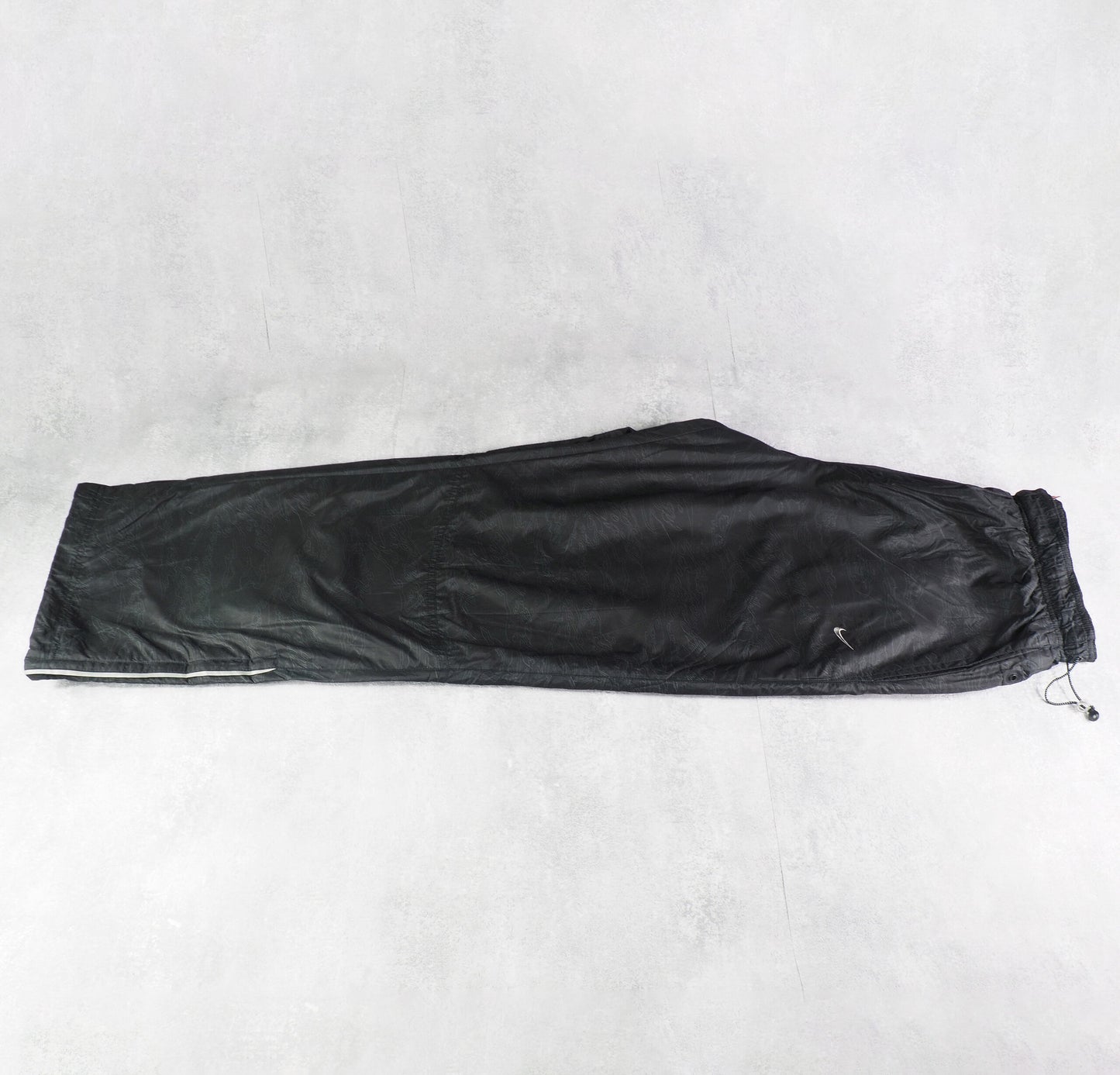 Nike Nylon Track Pants Gesticktes Logo (XXL)