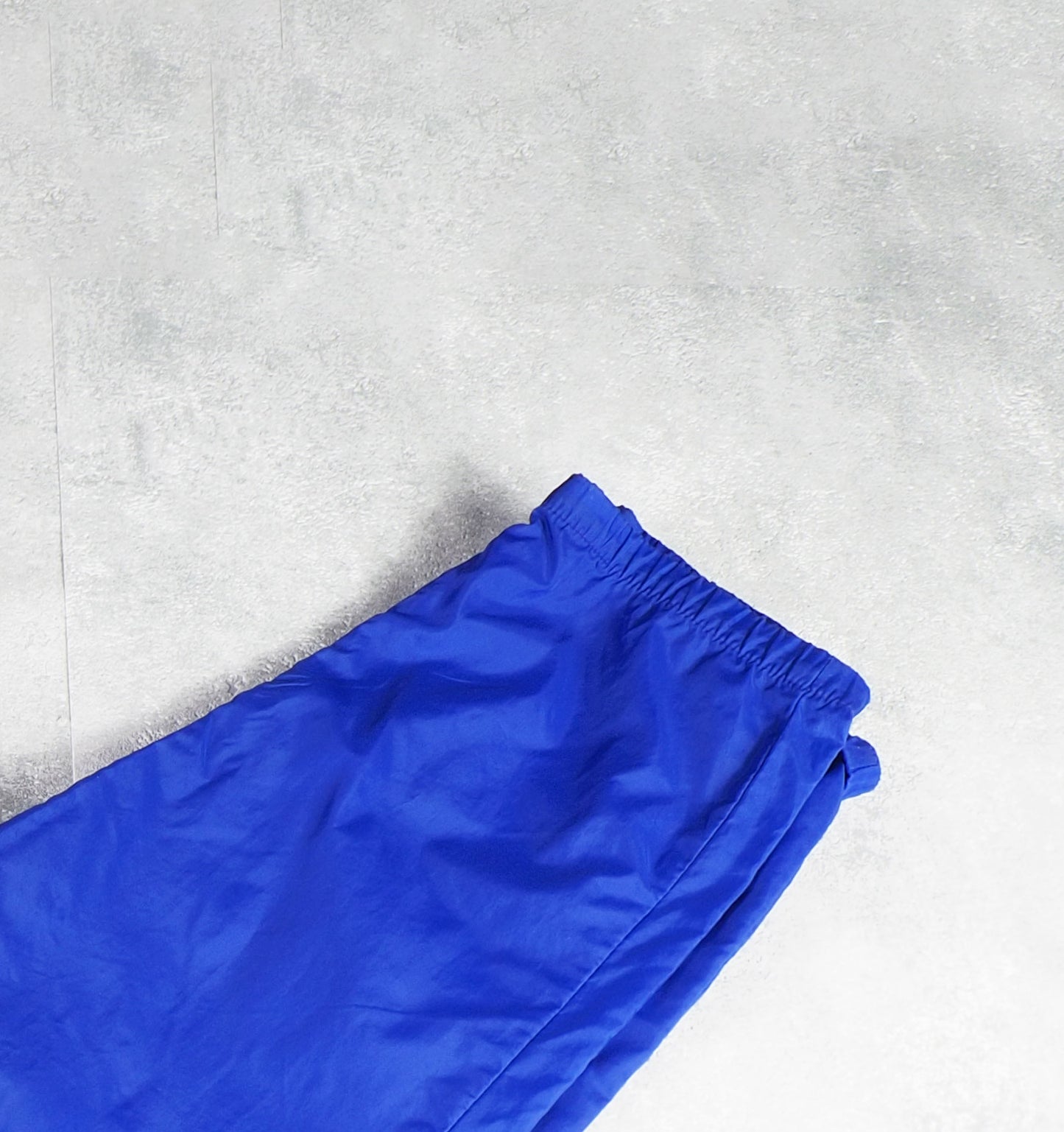 Nike Nylon Track Pants Gesticktes Logo (XL)