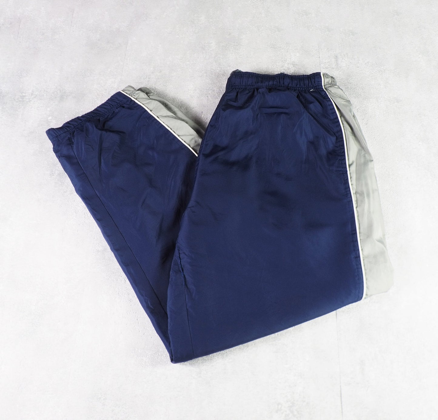 Reebok Nylon Track Pants Gesticktes Logo (XL)