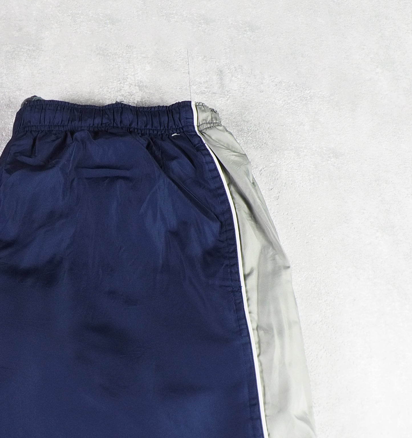 Reebok Nylon Track Pants Gesticktes Logo (XL)