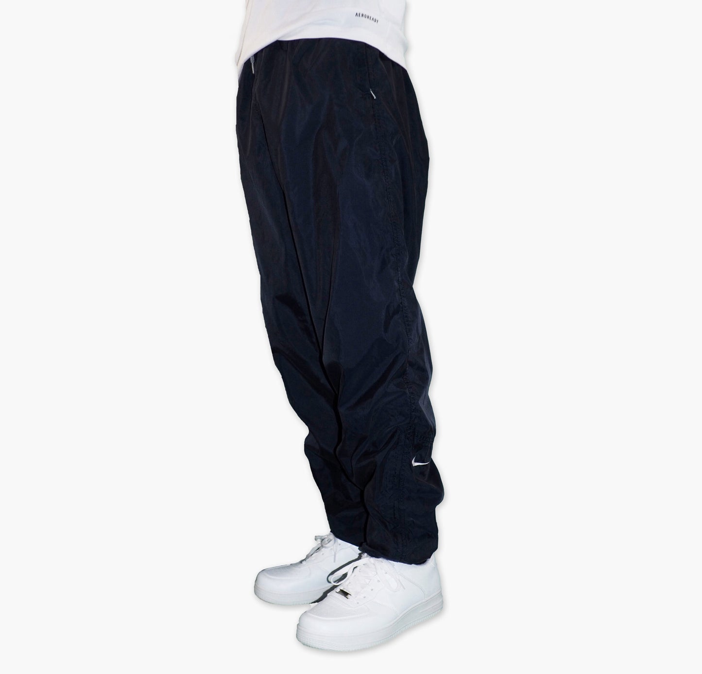 Nike Nylon Track Pants Gesticktes Logo (S)