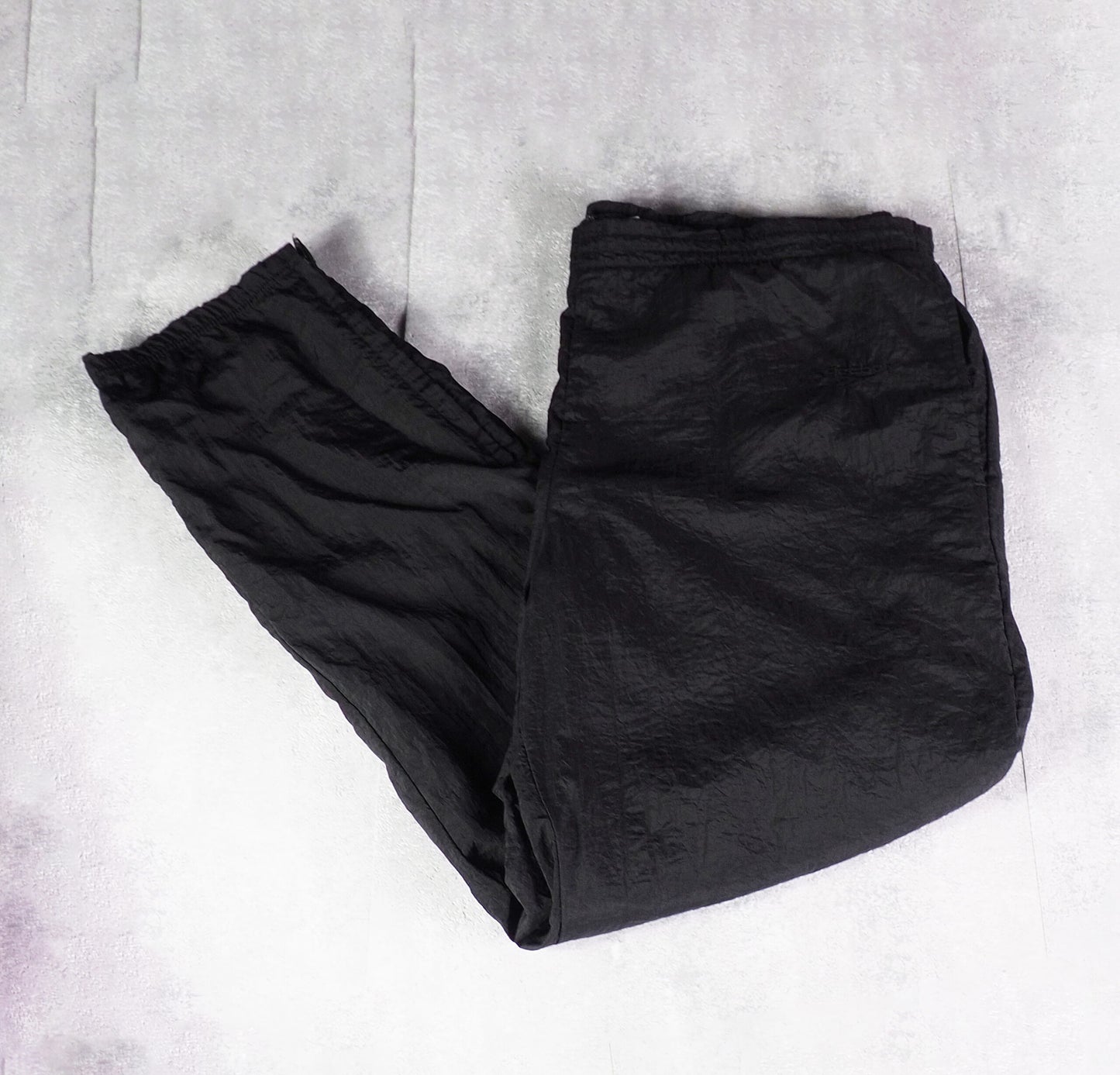 Reebok Nylon Track Pants Gesticktes Logo (L)