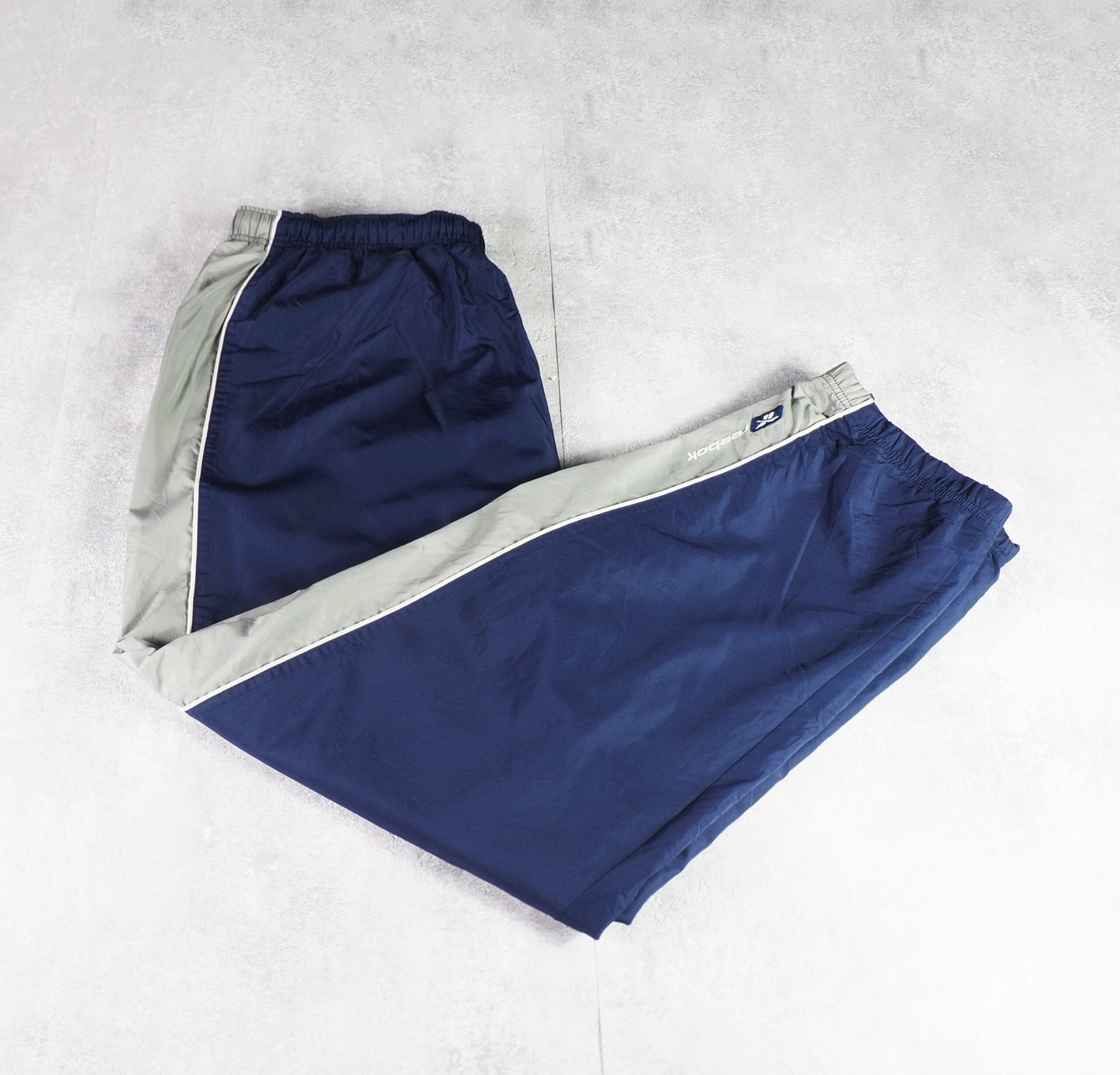 Reebok Nylon Track Pants Gesticktes Logo (XL)