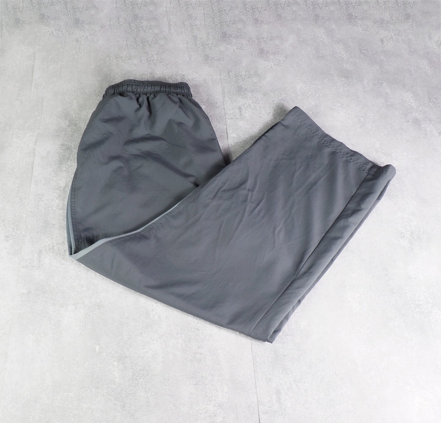 Champion Nylon Track Pants Gestickts Logo (XL)