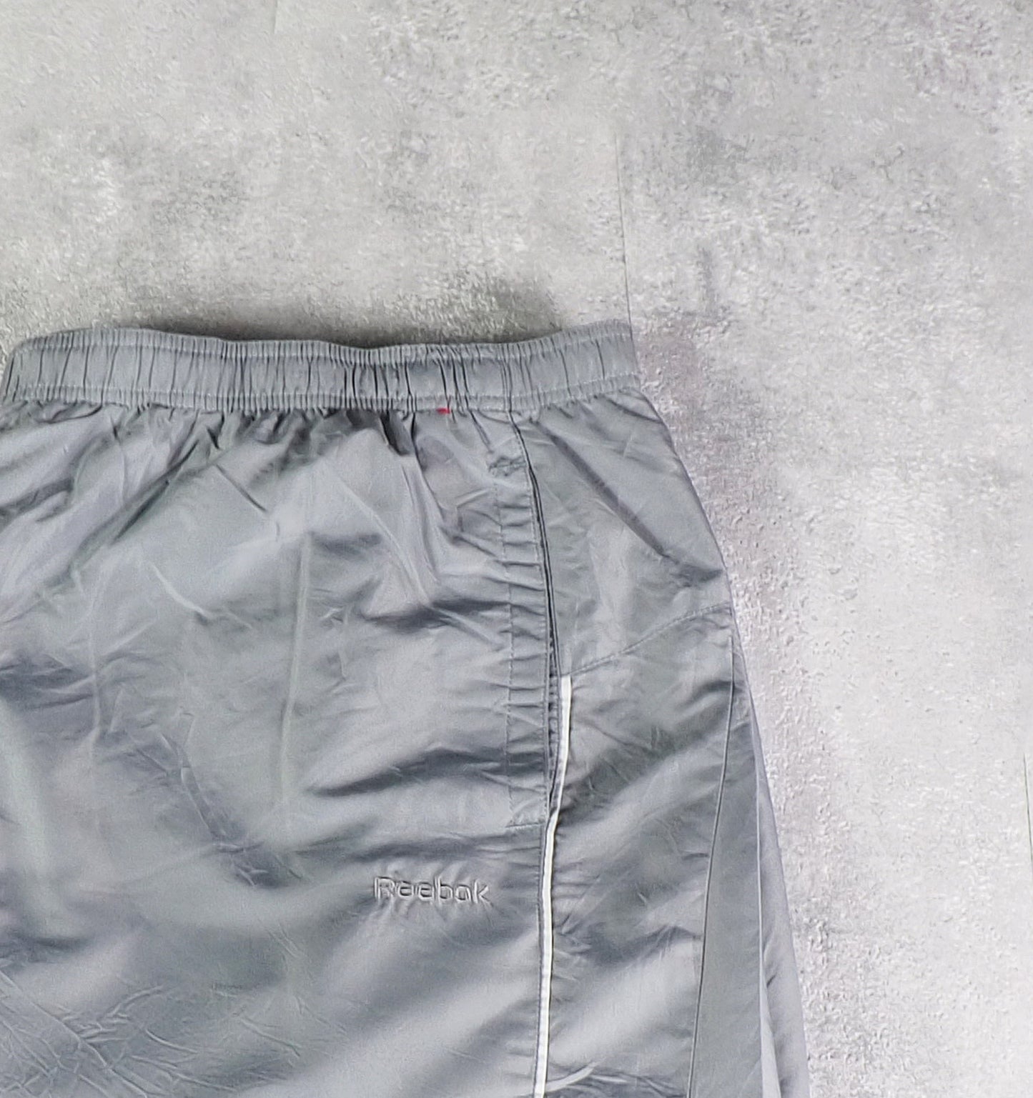 Reebok Nylon Track Pants Gesticktes Logo (XXL)