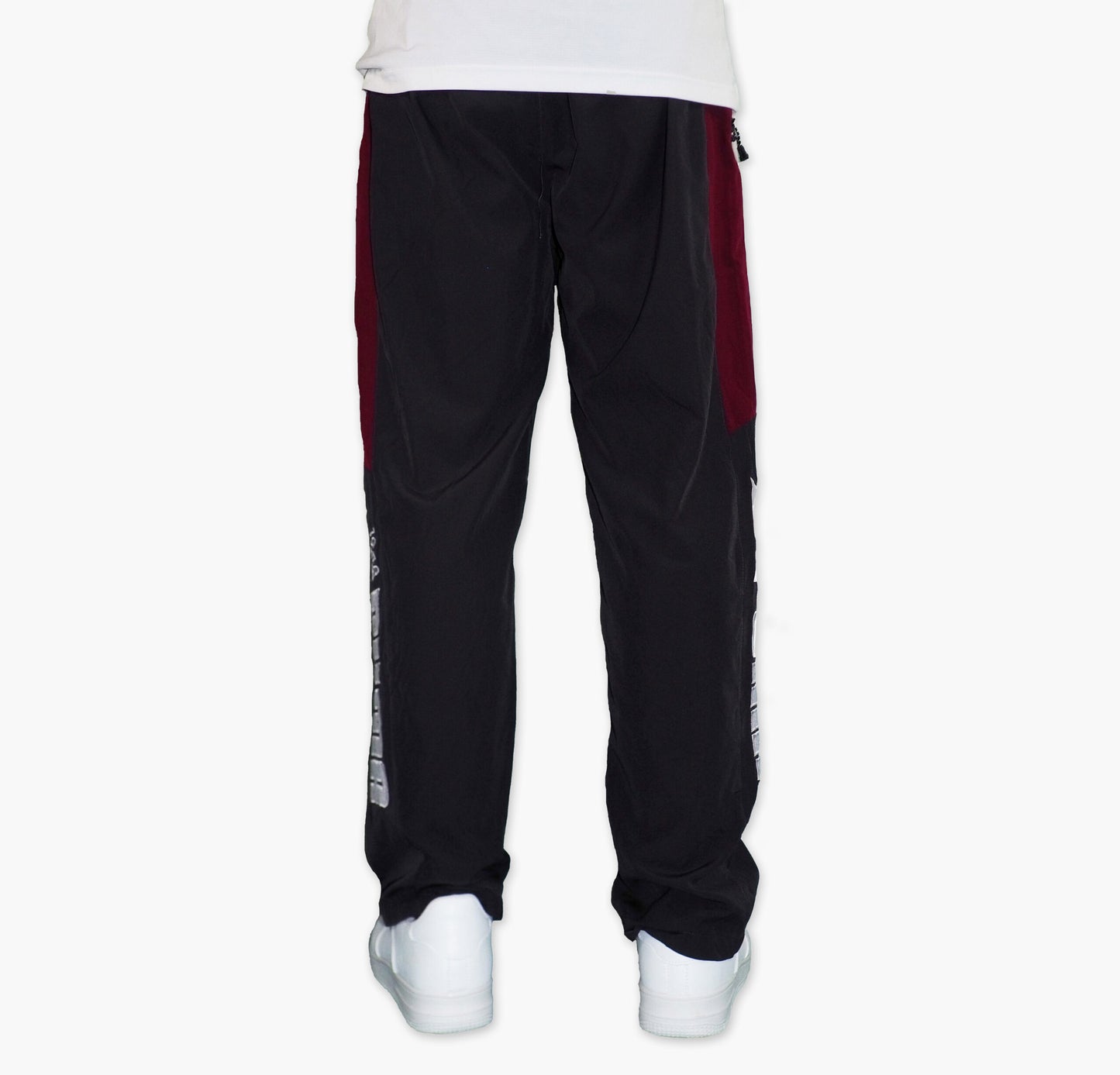 Puma Nylon Track Pants Gesticktes Logo (M)