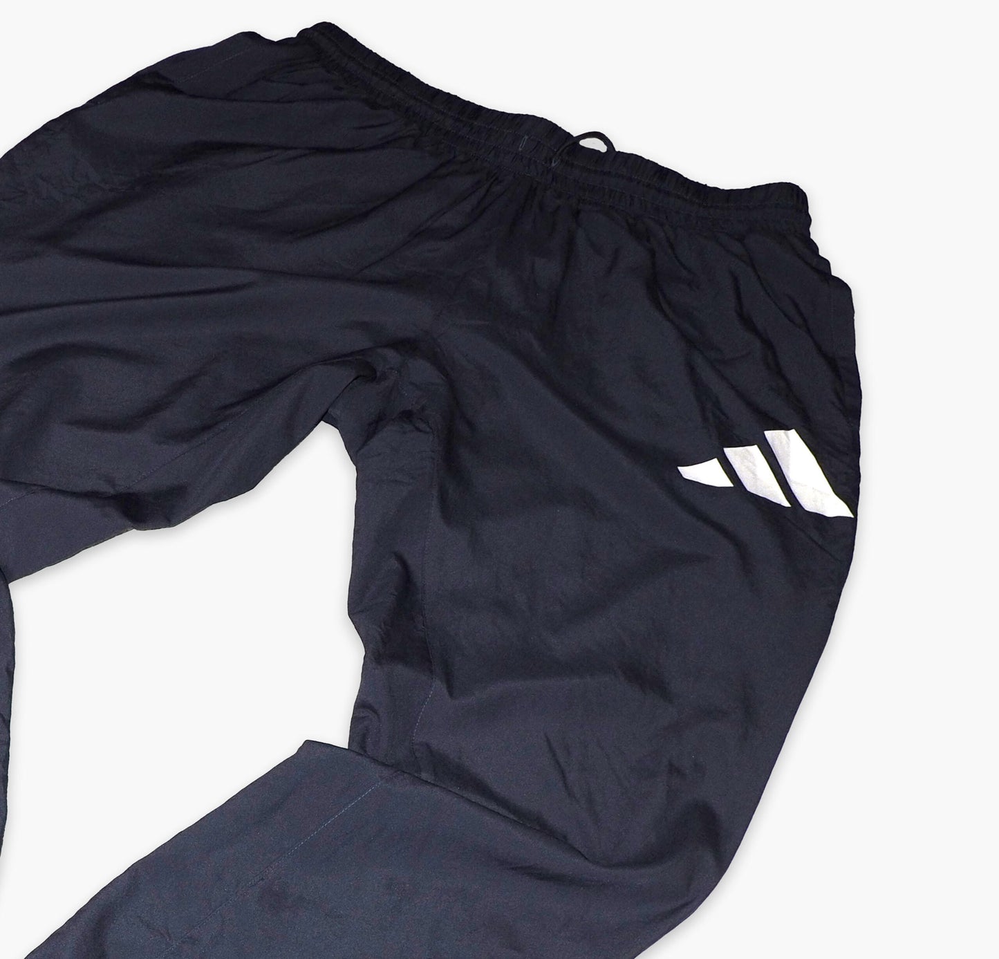 Adidas Nylon Track Pants Gesticktes Logo (XL)