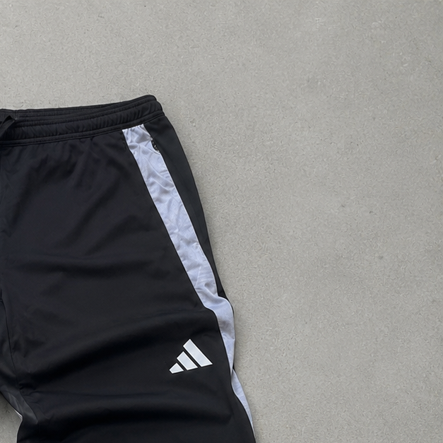 2024 Adidas Vest Schwarz, Weiß Rare (XL)