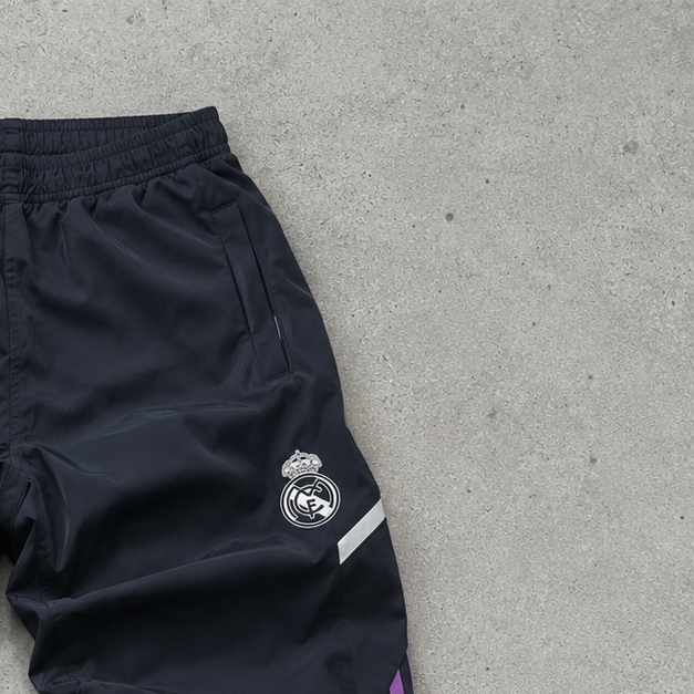 Real Madrid Adidas Track Pants Marineblau Rare (L)