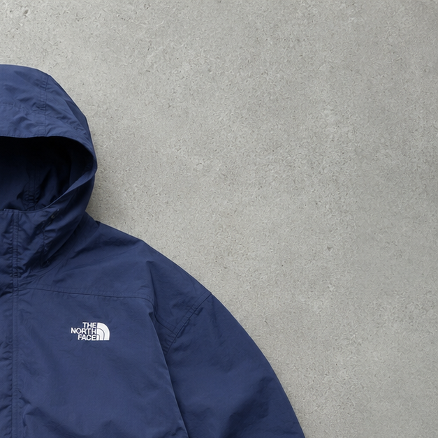 The North Face Windbreaker Blue Rare (XL)