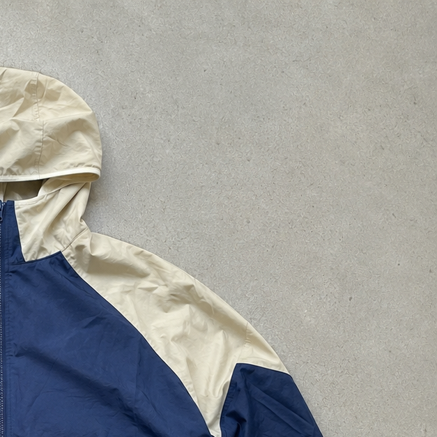 Nike Windbreaker Creme Rare (S)