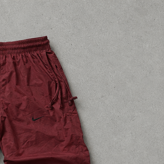 Nike Track Pants Burgunderrot Rare (Size XL)