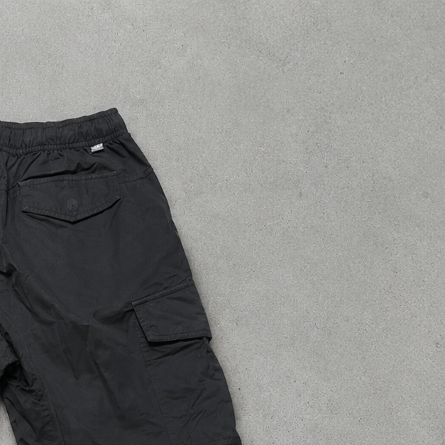 Pantalon cargo Nike noir édition limitée (S)