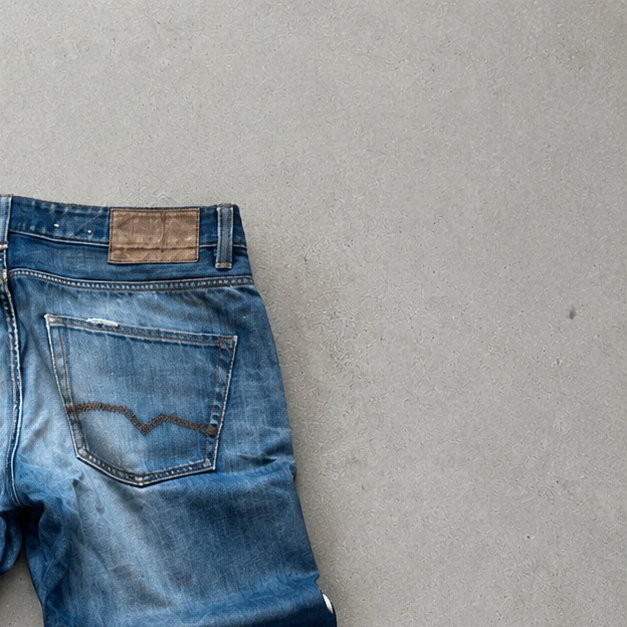 Armani Jeans Blau Rare (M)