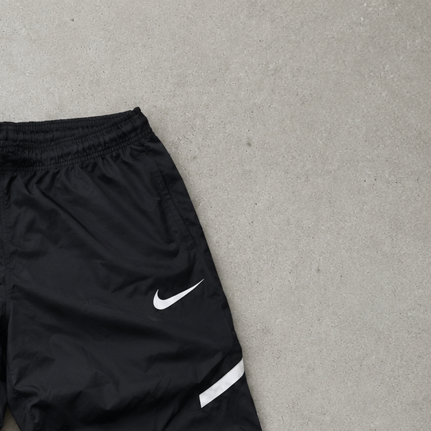 Nike Pants Schwarz Limited (M)