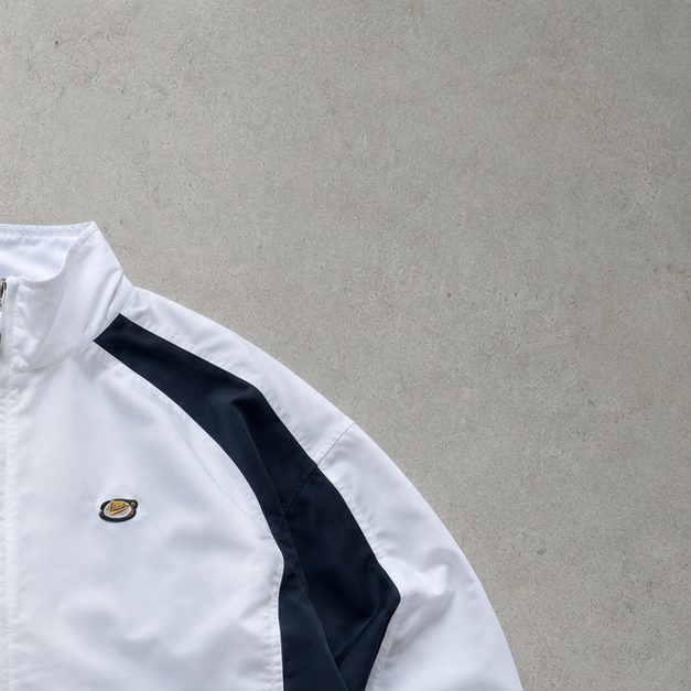 Vintage Nike Jacket White Limited (XS)