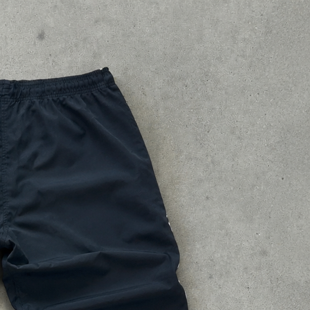 Nike Pants Schwarz Limited Stitched Logo (M)
