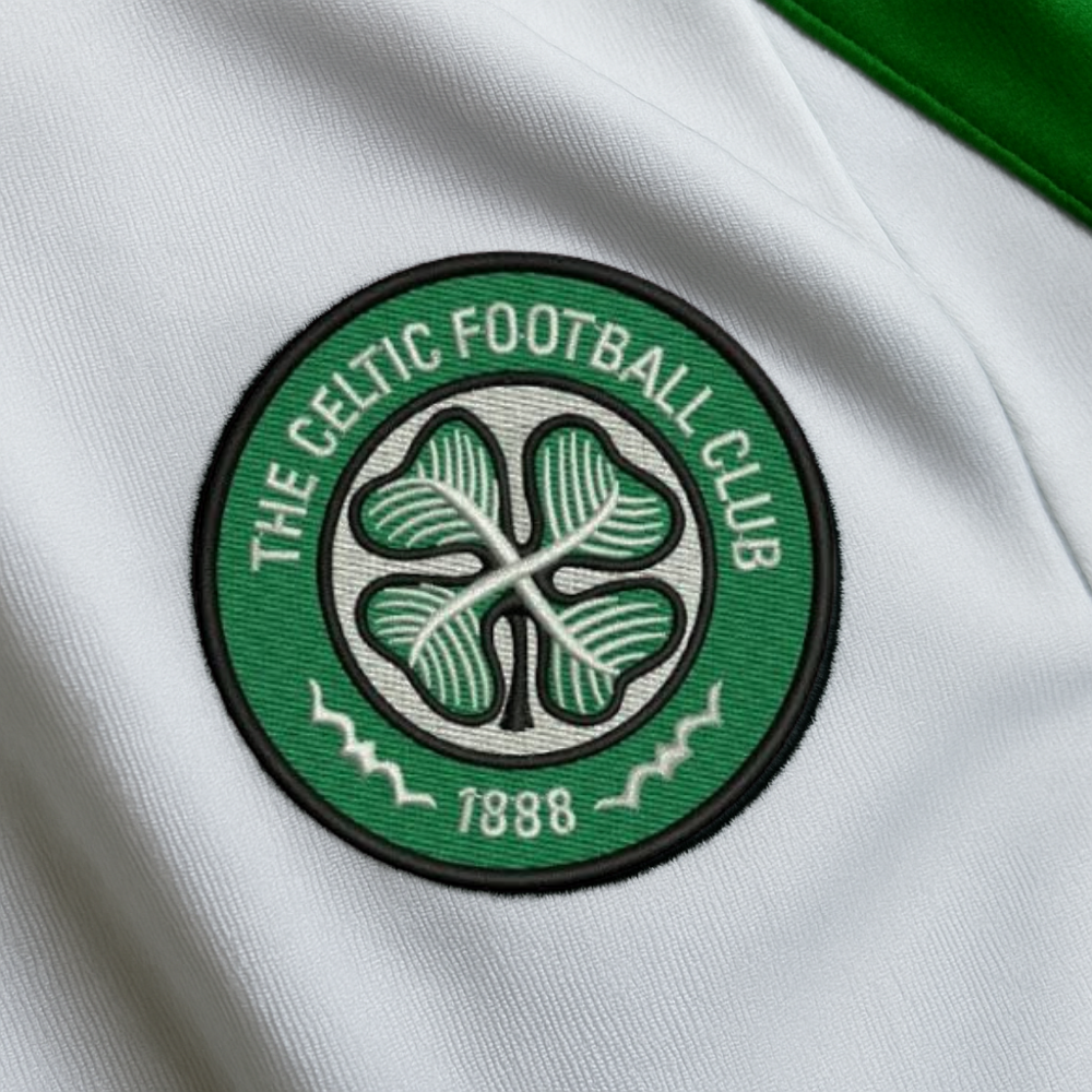 Nike Celtic Vintage Football Jacket White Green (M)