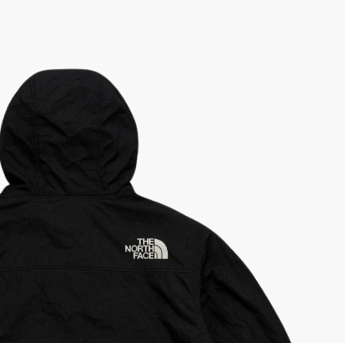 The North Face Windbreaker (XL)