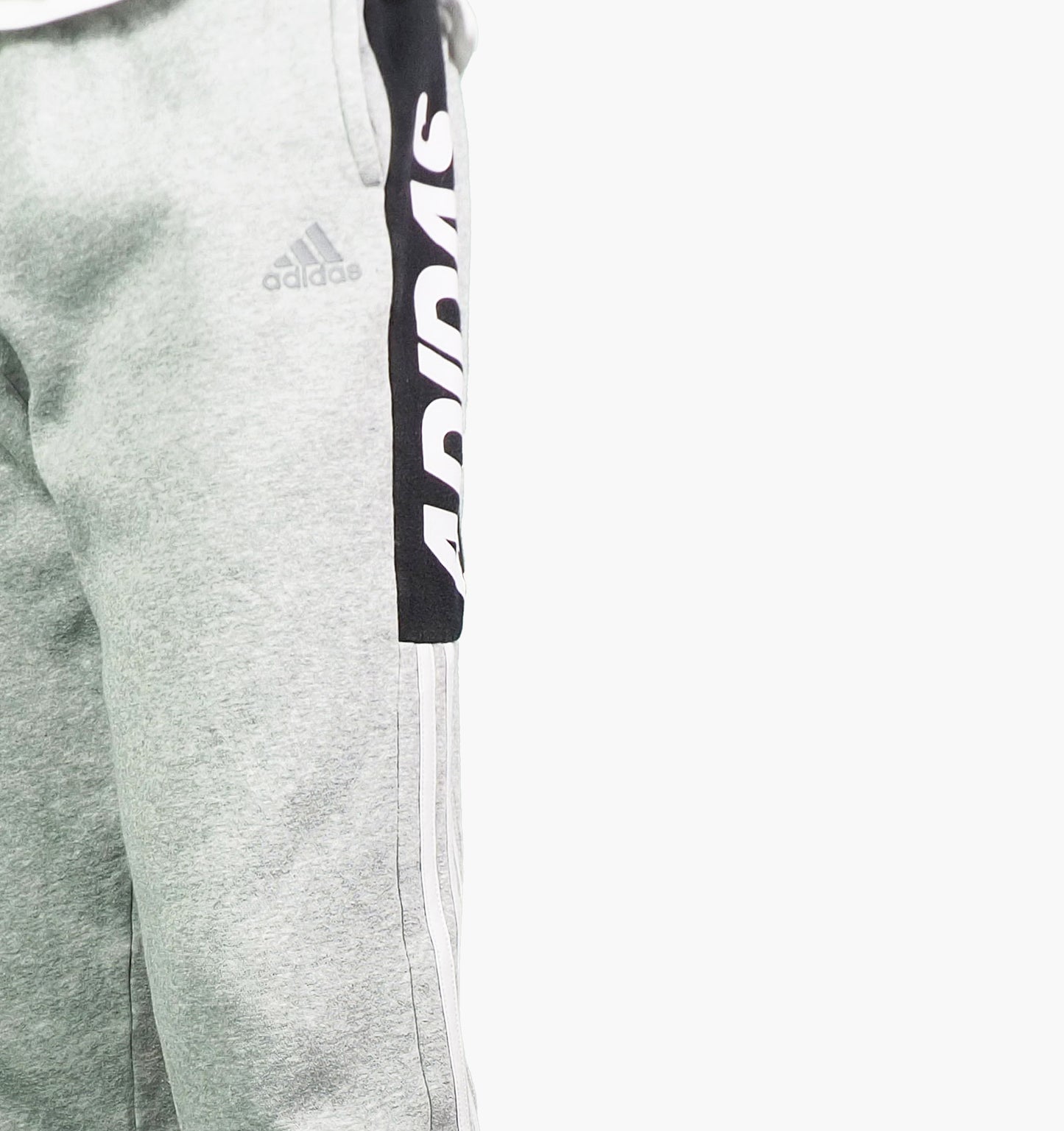 Adidas Sweatpants (M)