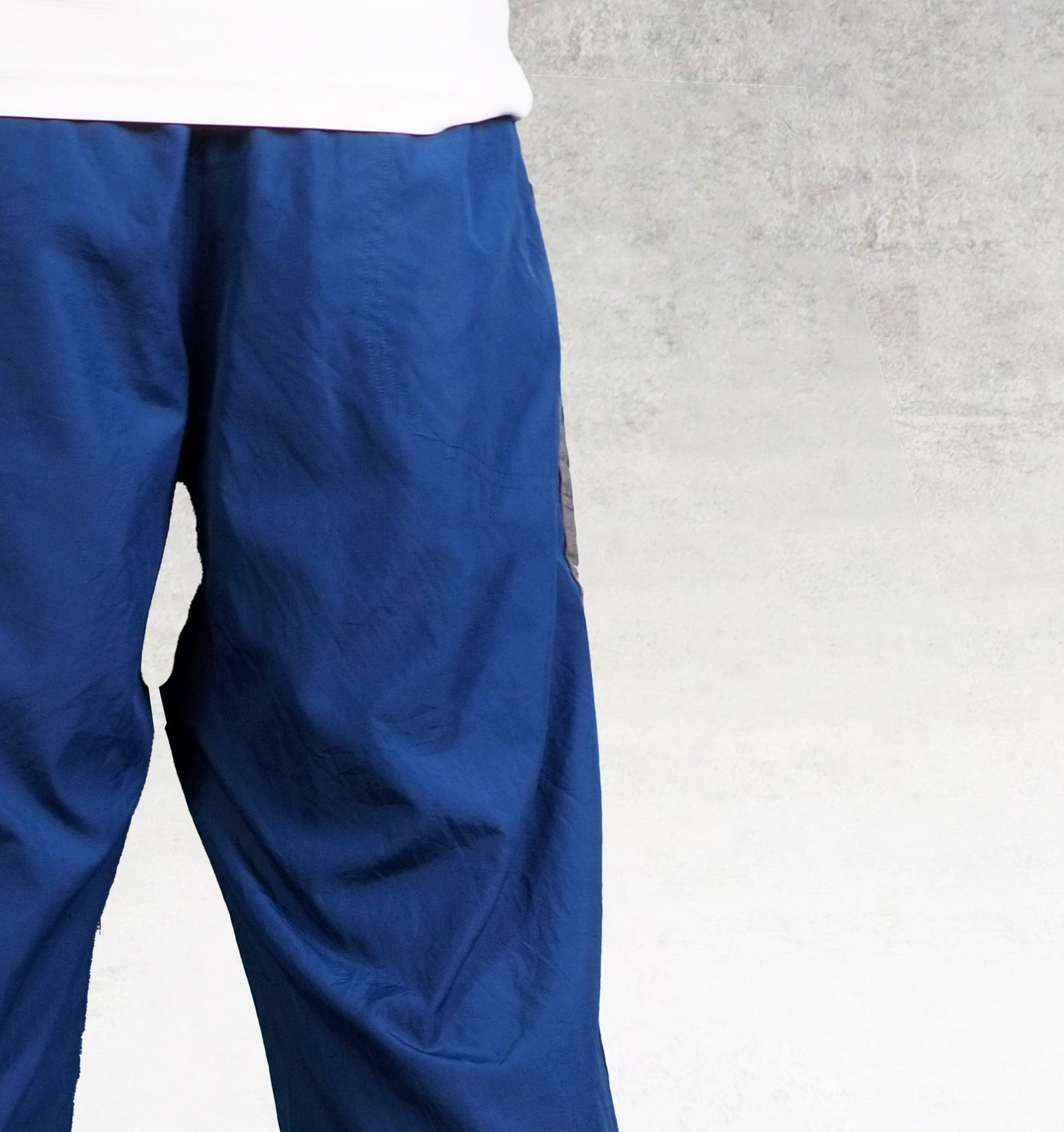 Adidas Rare Nylon Track Pants Gesticktes Logo (S)