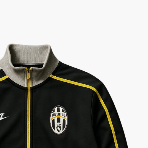 Nike Juventus Vintage Zip Sweatshirt Black Yellow (M)