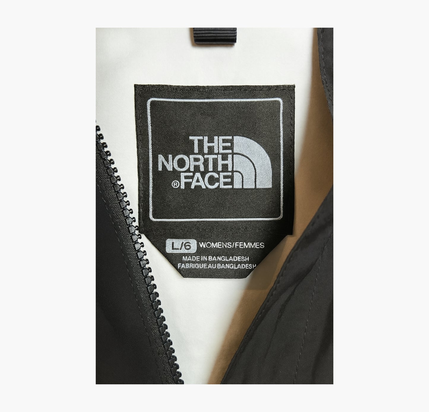 The North Face Vintage Windbreaker Black & White Jacket (M)