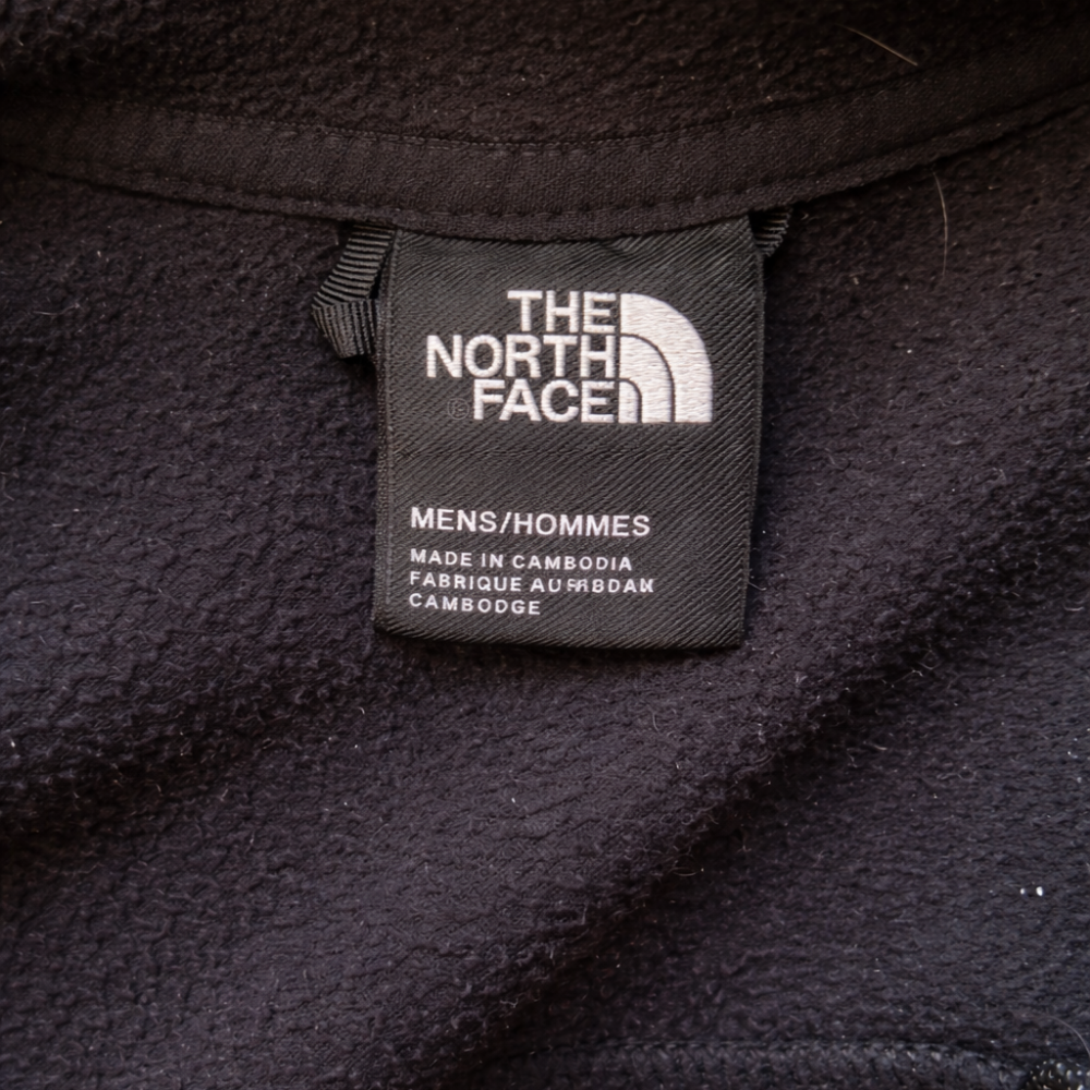 The North Face Black Pullover (M)