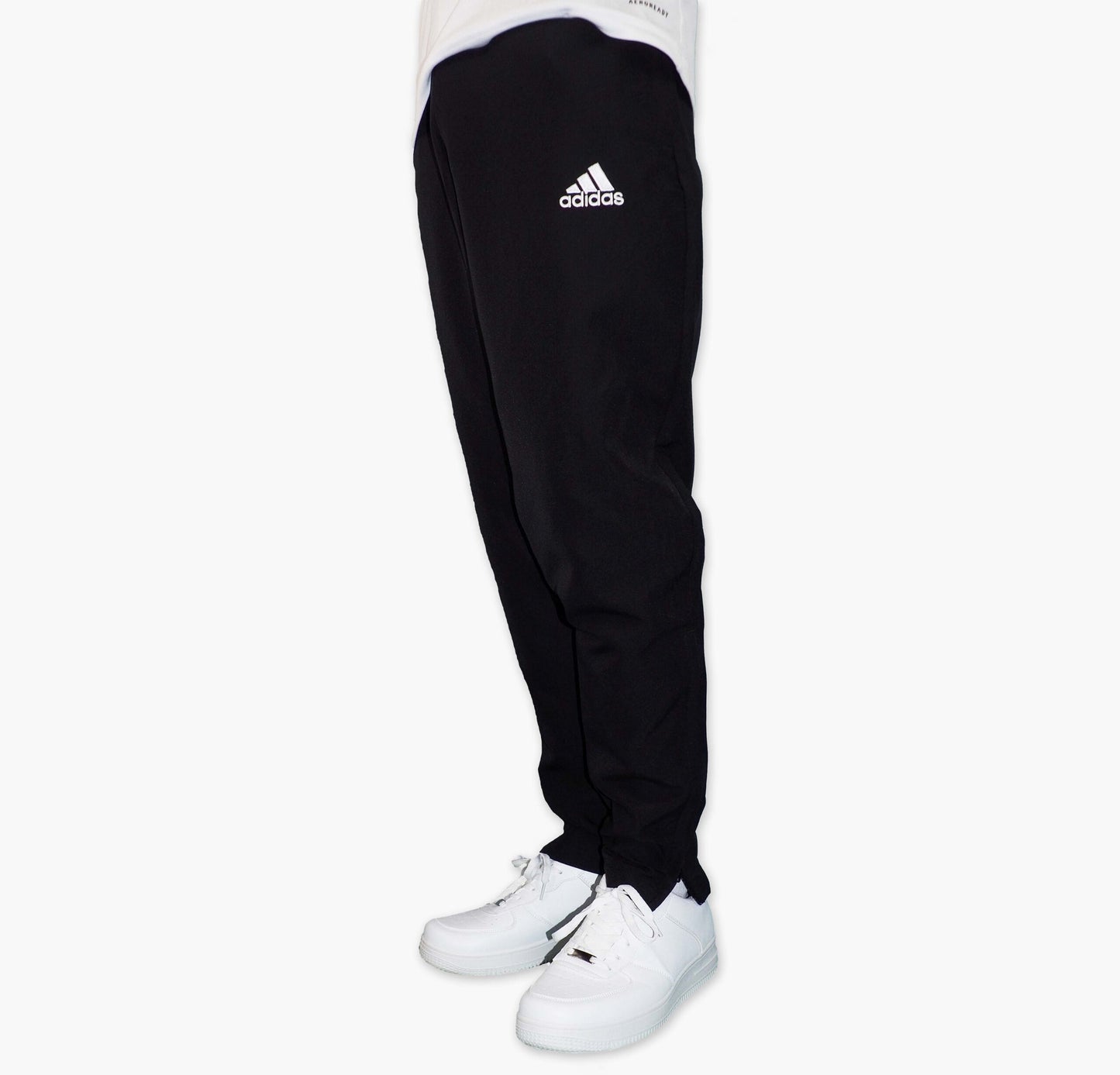 Adidas Nylon Track Pants Gesticktes Logo (S)