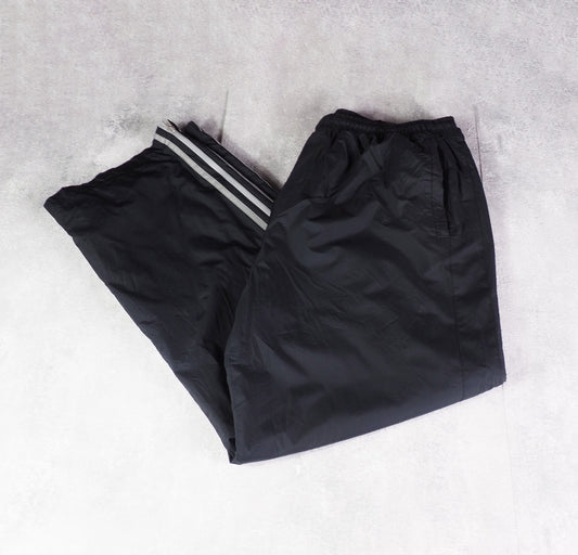 Adidas Nylon Track Pants Gesticktes Logo (XL)