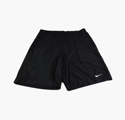 Nike Nylon Shorts Gesticktes Logo (M)