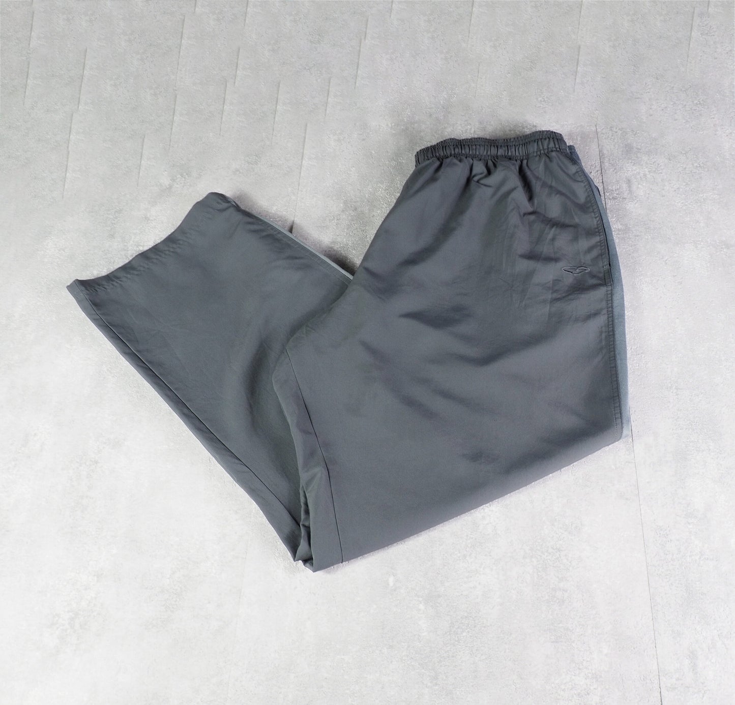 Champion Nylon Track Pants Gestickts Logo (XL)