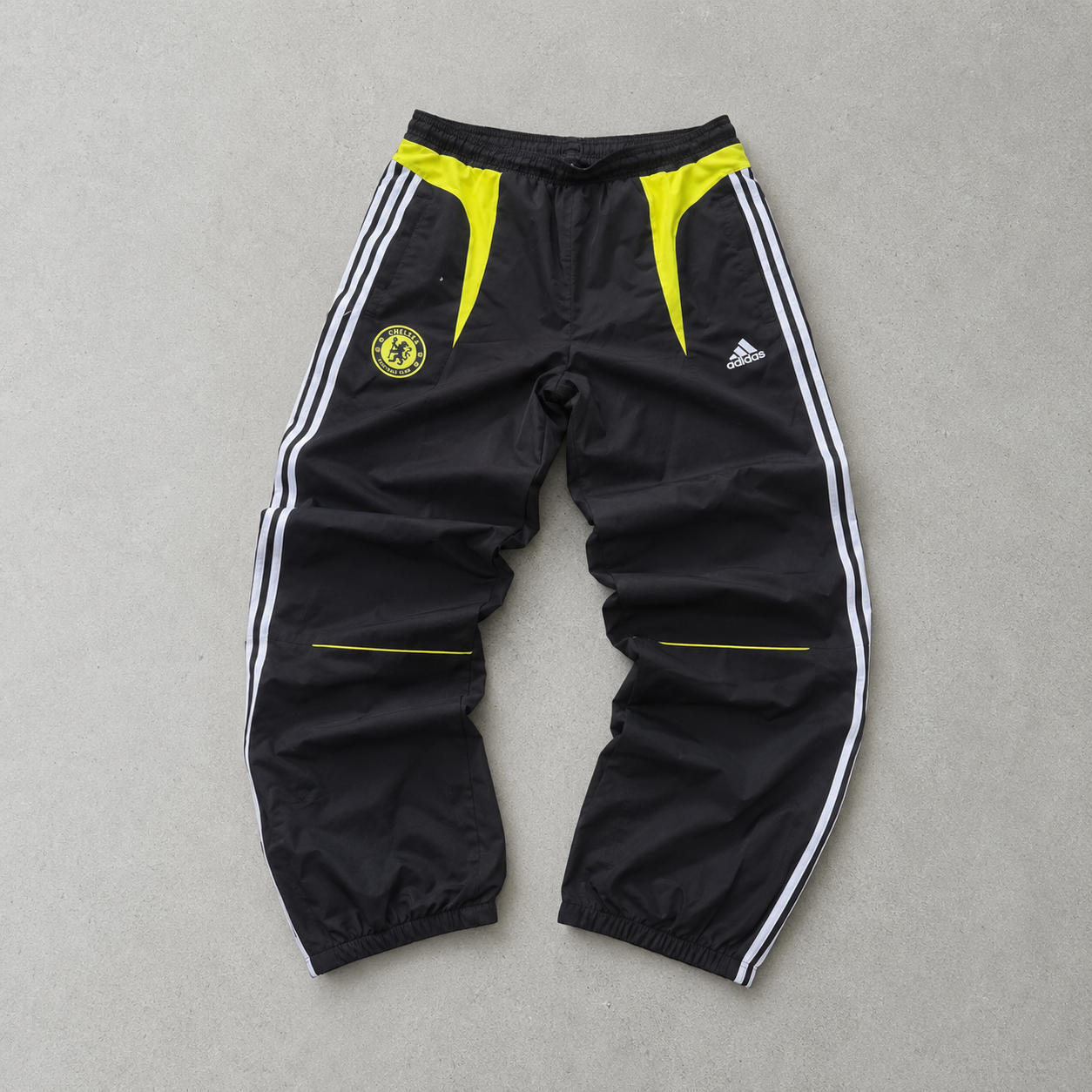 Chelsea 2014 2015 ADIDAS Rain Pants Black / Yellow Limited (L) Stitched Logo