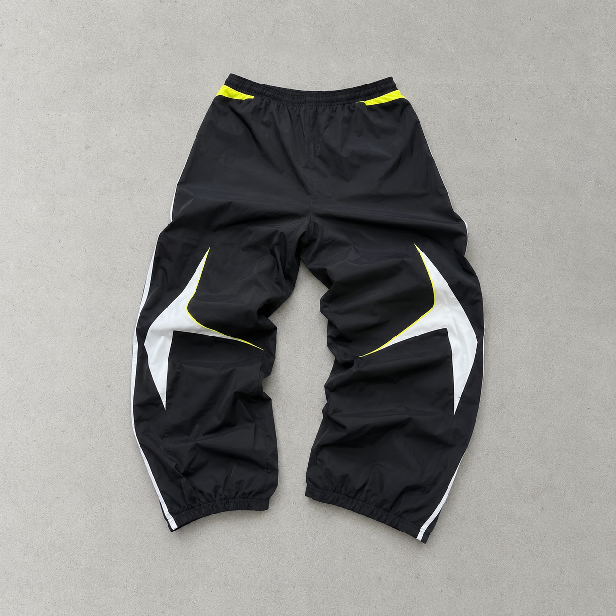 Chelsea 2014 2015 ADIDAS Rain Pants Black / Yellow Limited (L) Stitched Logo